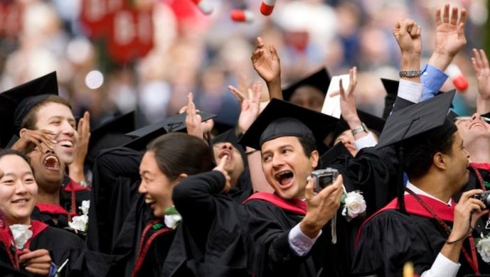 El credencialismo y la tiranía del mérito